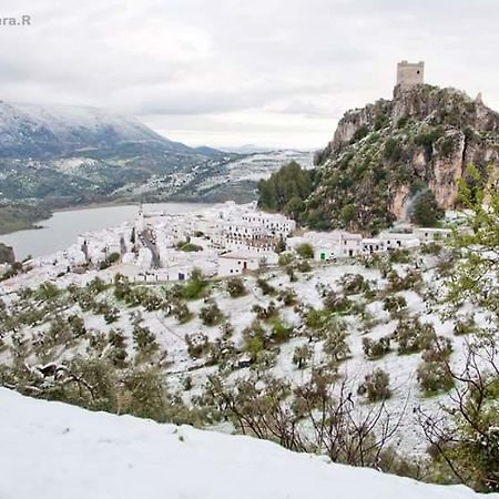 Las 4 Lunas Zahara De La Sierra Dış mekan fotoğraf